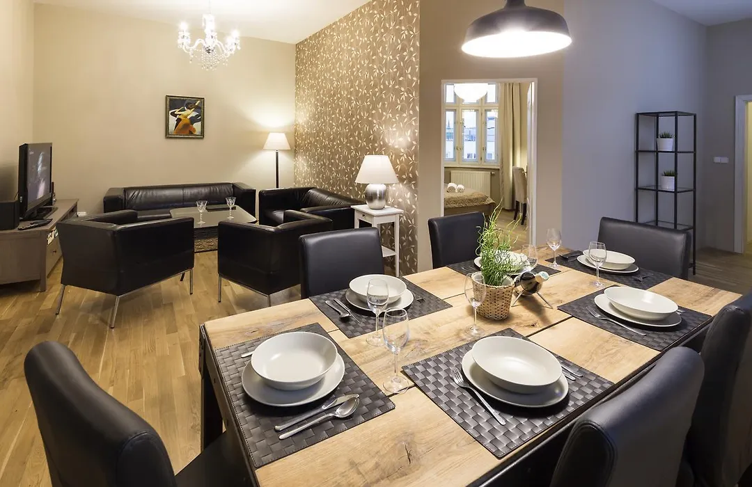 EA ApartHotel Melantrich-1